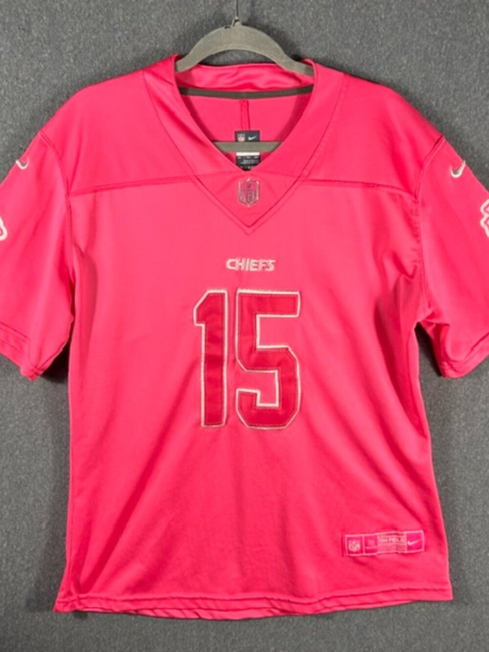 Kansas City Chiefs Patrick Mahomes #15 Nike Pink Jersey Womens Sz XXL Super Bowl